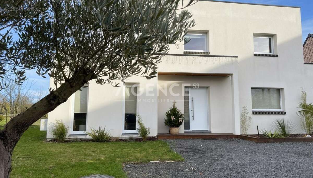 Maison à AIRE-SUR-LA-LYS