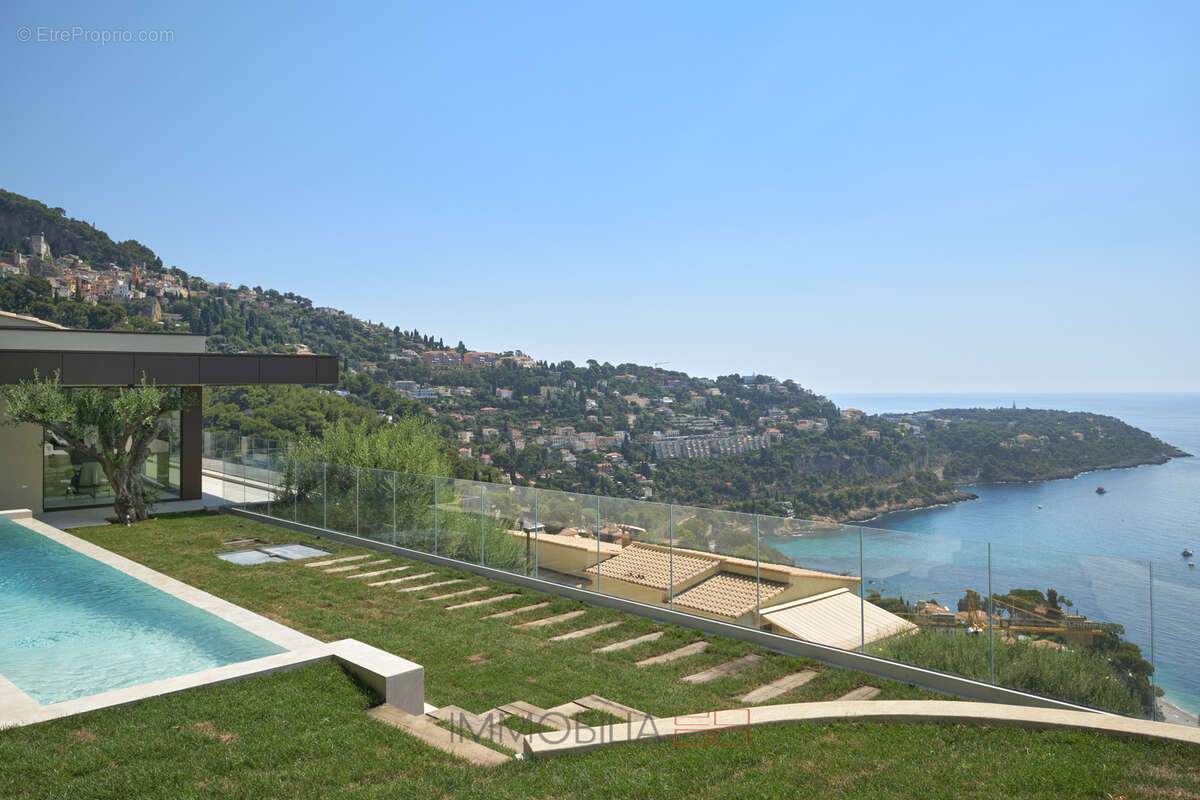 Villa contemporaine rénovée avec vue mer spectaculaire   Secteur Golfe Bleu, à deux pas de Monaco - photo 11