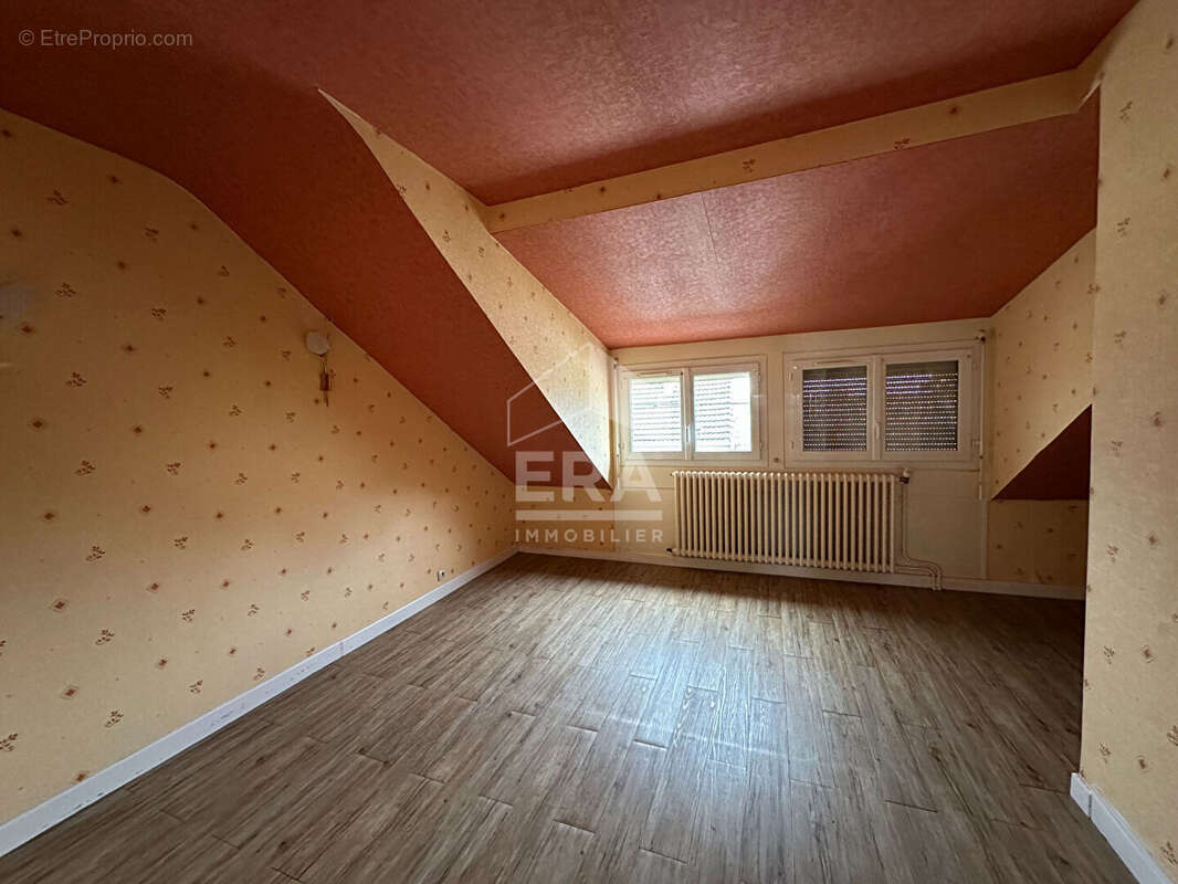 Maison à CHATEAUROUX