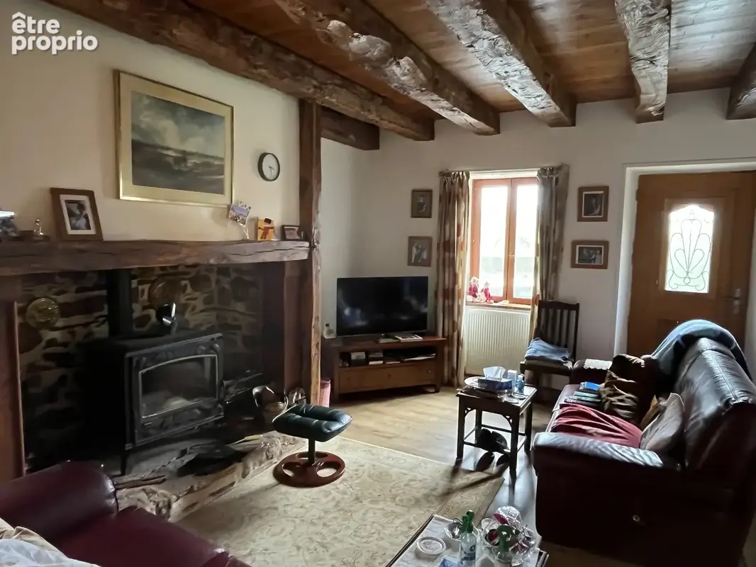 Charmante maison en pierre avec cachet authentique, proche de Jumilhac-le-Grand - photo 3