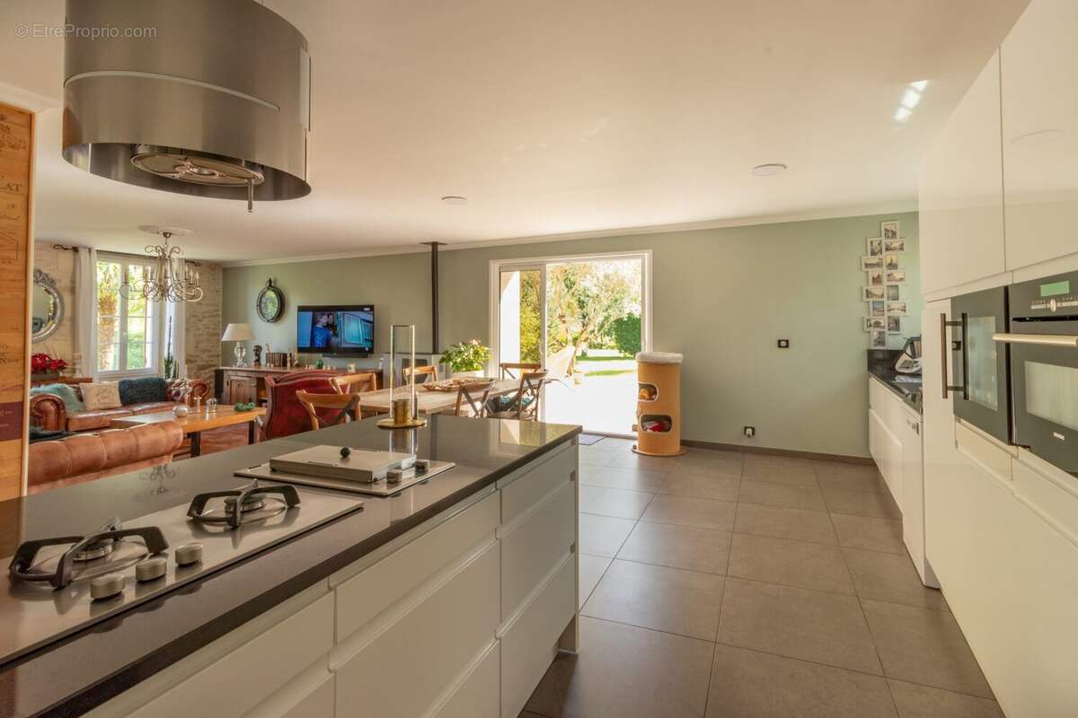 Maison à SAINT-AUBIN-DE-BLAYE