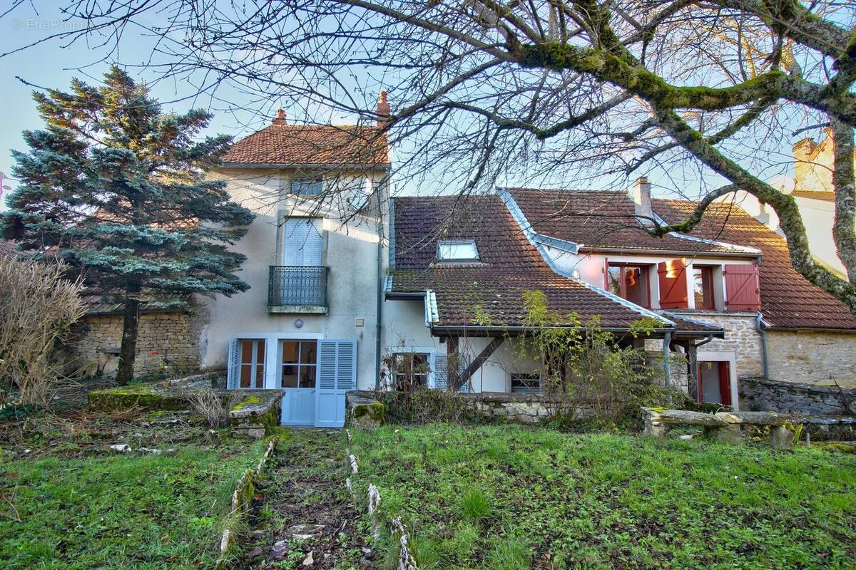 Maison à BLAISY-BAS