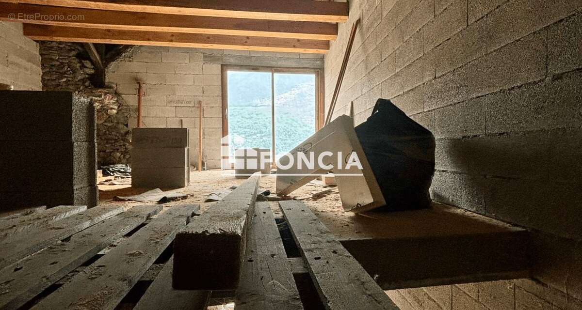 Maison à SAINT-MARTIN-D&#039;ARC