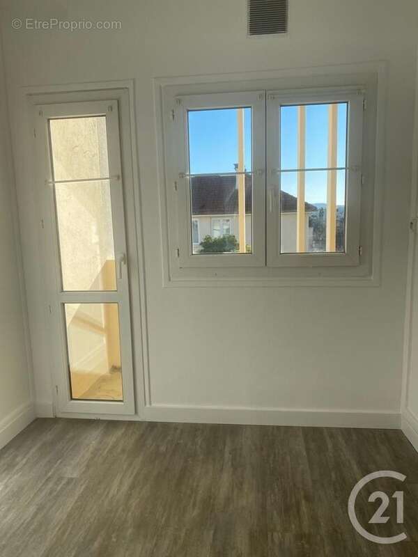 Appartement à FONTAINEBLEAU