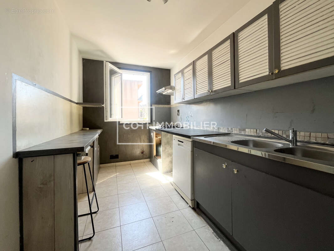 Propriano centre-ville - 3 pieces - 68m2 - photo 4