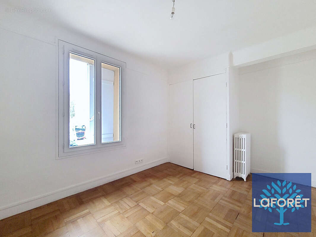 Maison à MORIGNY-CHAMPIGNY