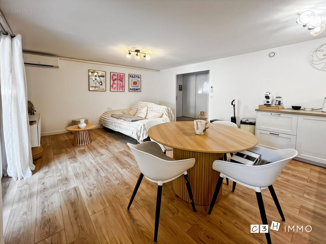 Appartement à LONGAGES