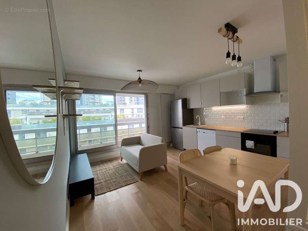 Appartement 35 m² à Paris-19e  - photo 4
