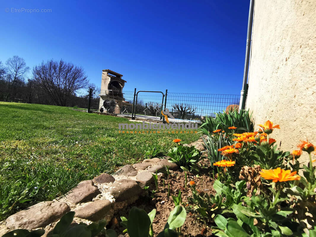 Maison à ARPAJON-SUR-CERE