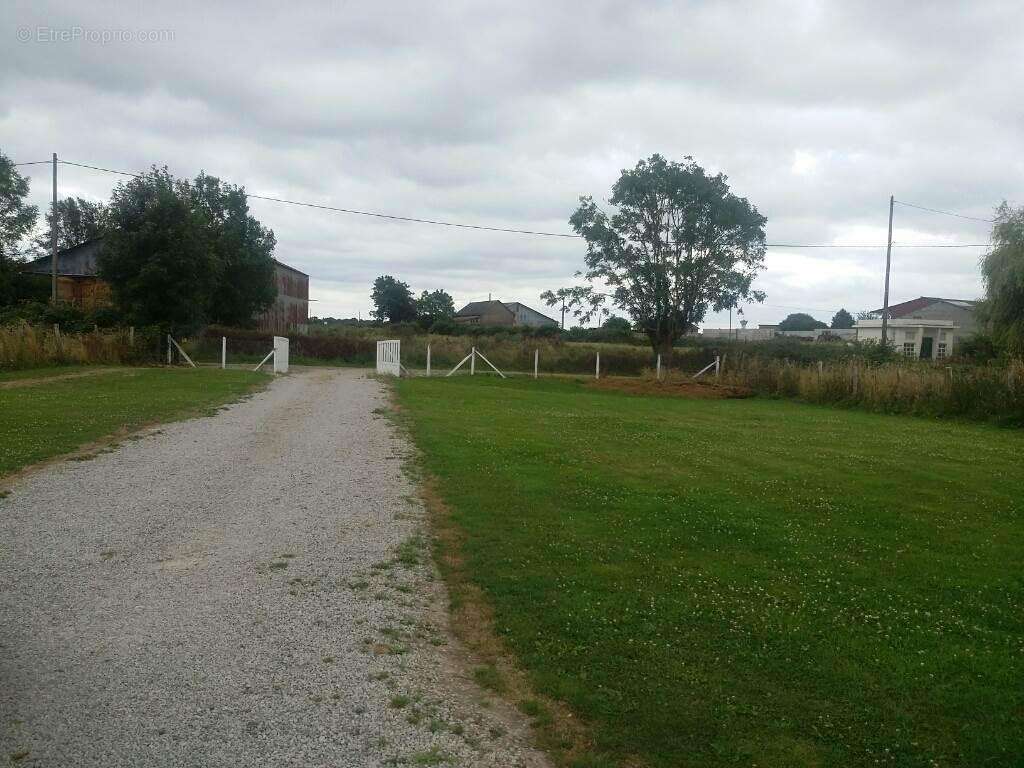 Maison à MONTREUIL-L'ARGILLE