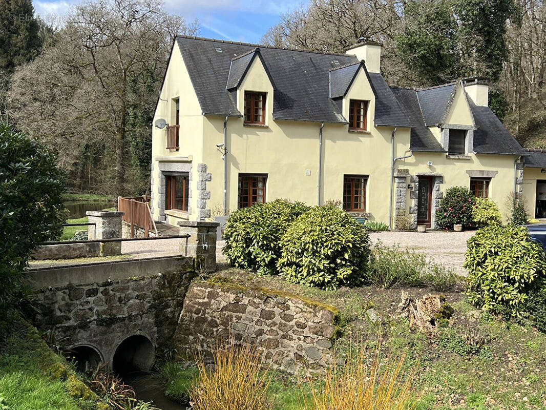 Maison à PLOREC-SUR-ARGUENON
