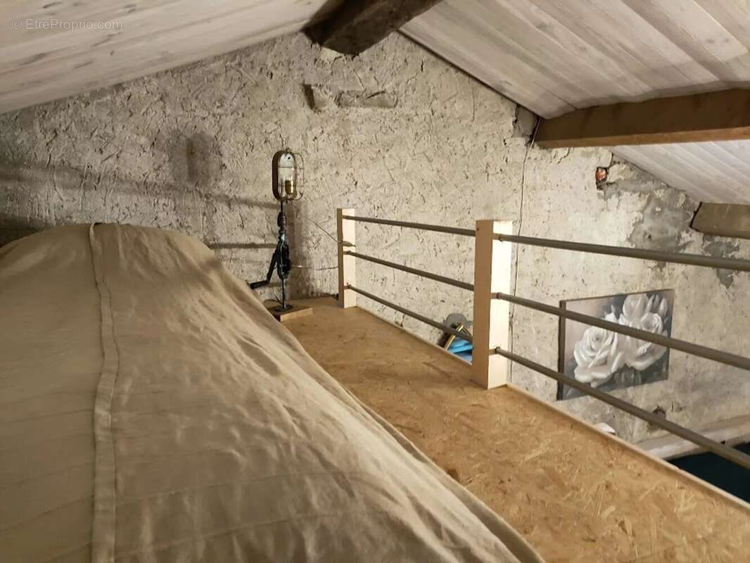 Maison à REGNEVELLE