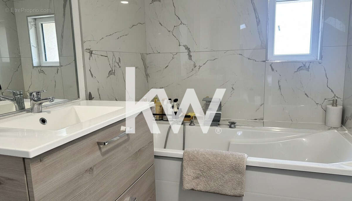 Maison à SAINT-ETIENNE