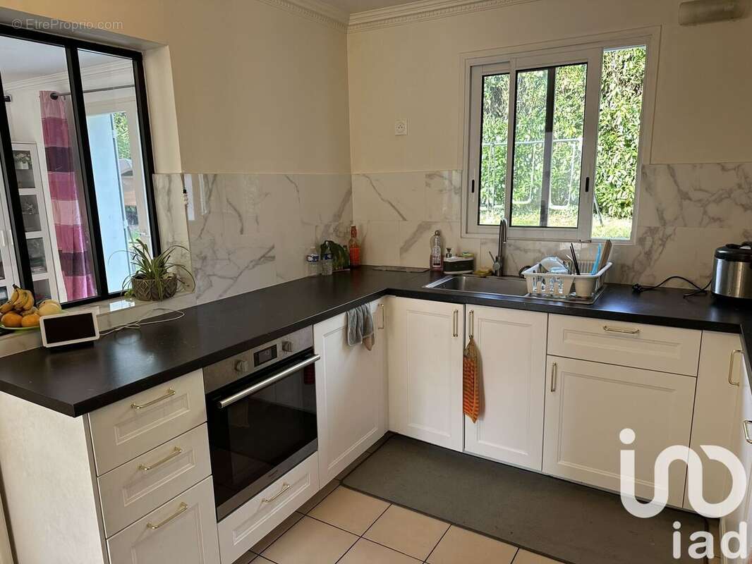 Photo 6 - Maison à SAVIGNY-LE-TEMPLE