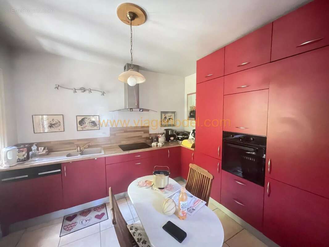 Appartement à LA CHAPELLE-DU-MONT-DU-CHAT