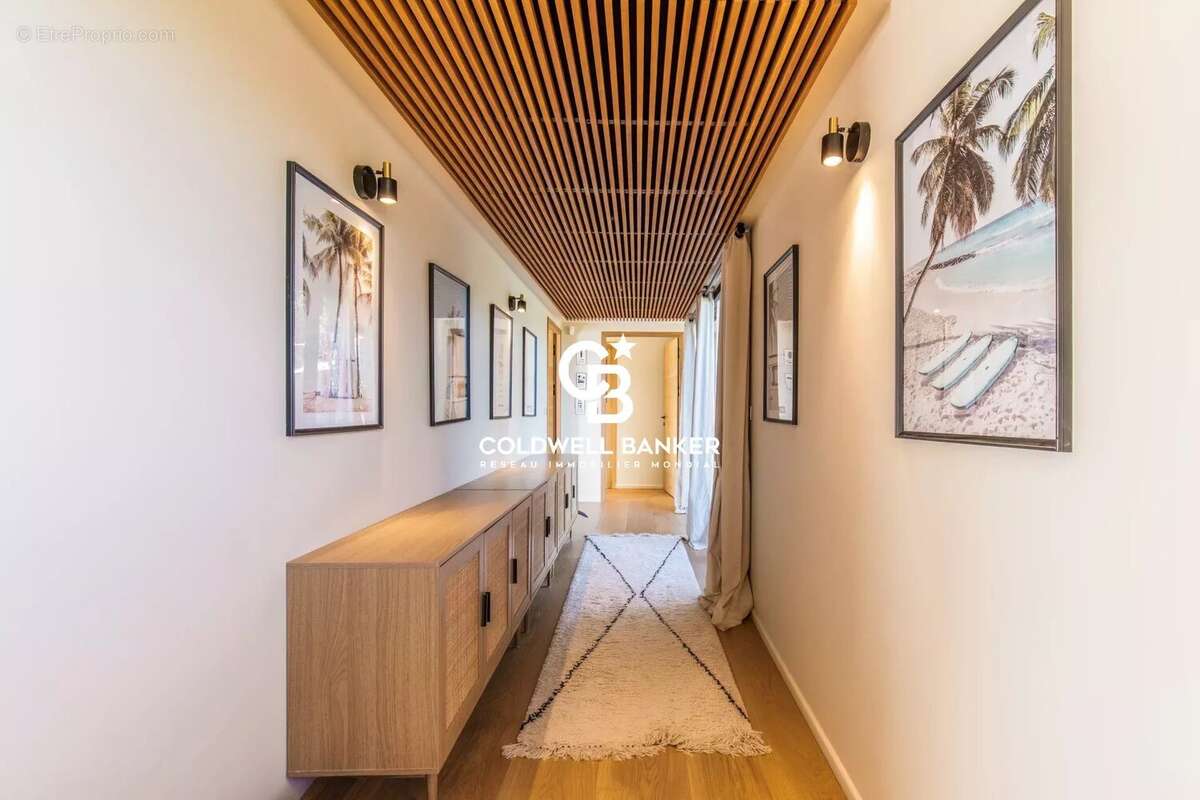 Maison à CARQUEIRANNE