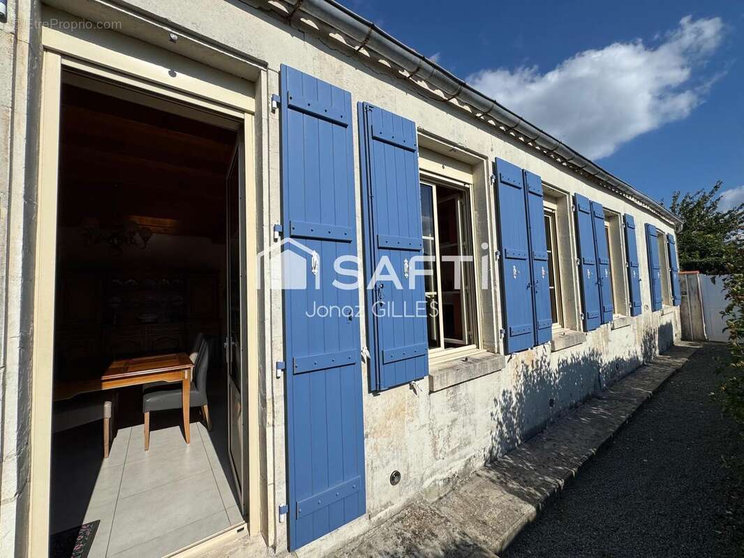 Photo 2 - Maison à LE CHATEAU-D'OLERON