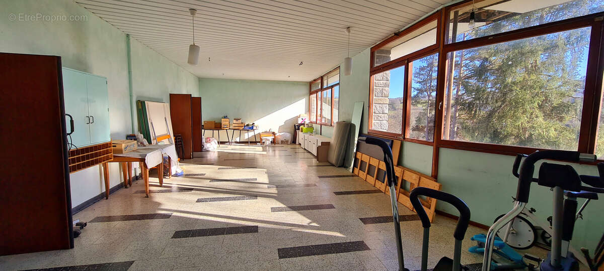 Commerce à CLERMONT-FERRAND