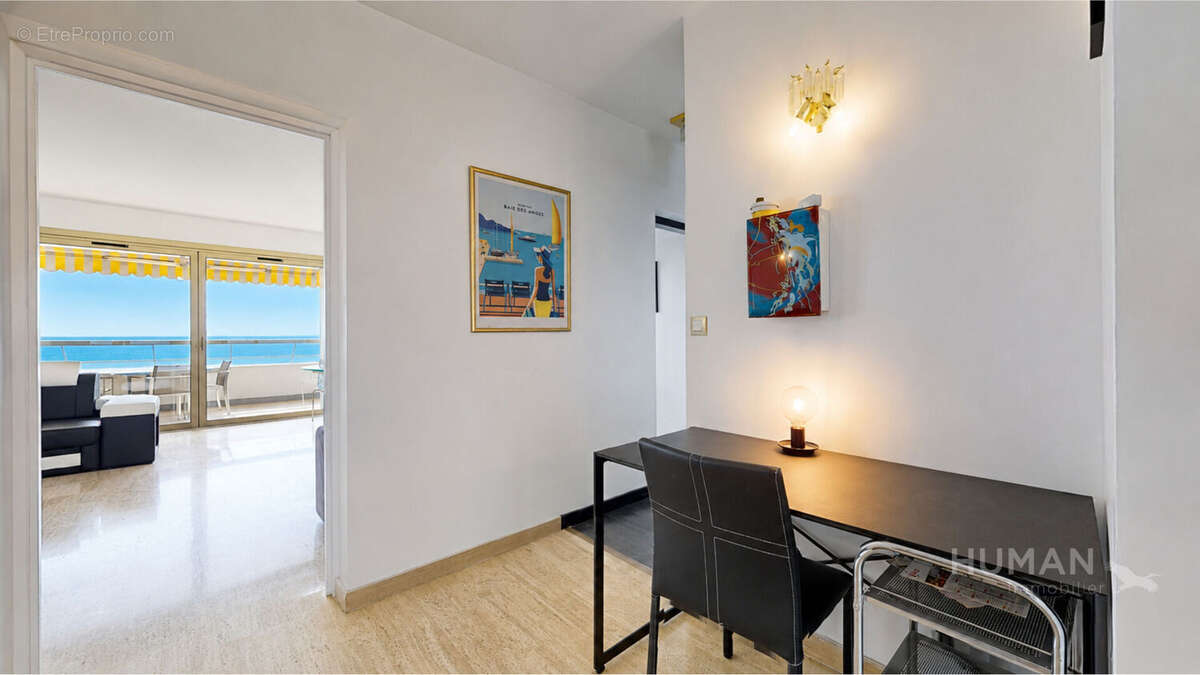 Appartement à VILLENEUVE-LOUBET