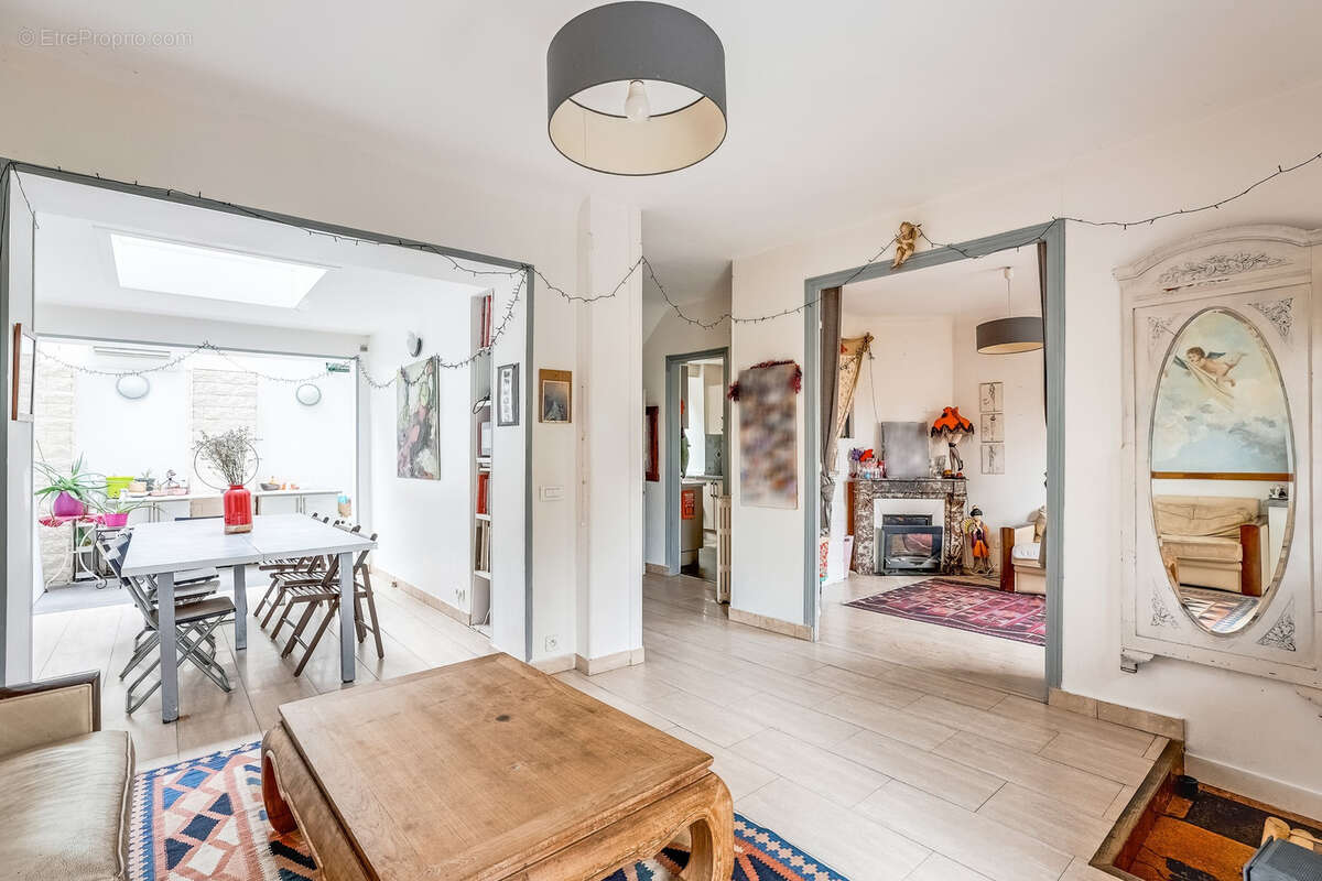 Maison à PARIS-20E