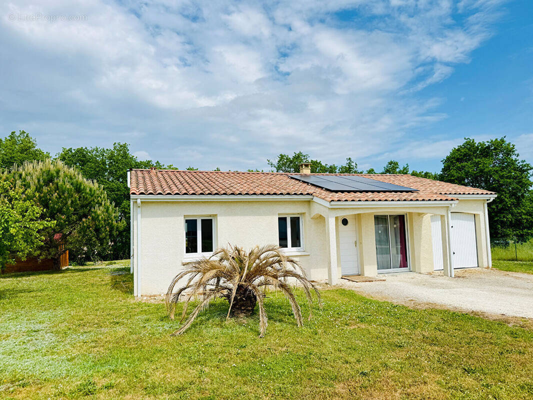 Maison à HAUTEFAGE-LA-TOUR