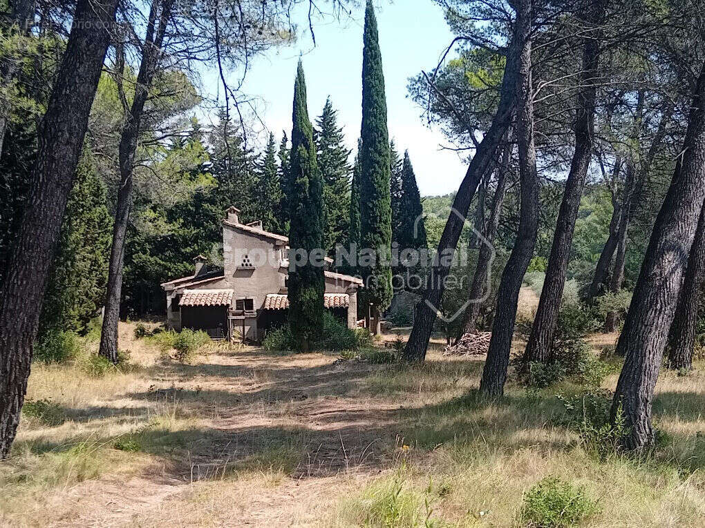 Mazet dans le massif des Alpilles - photo 14