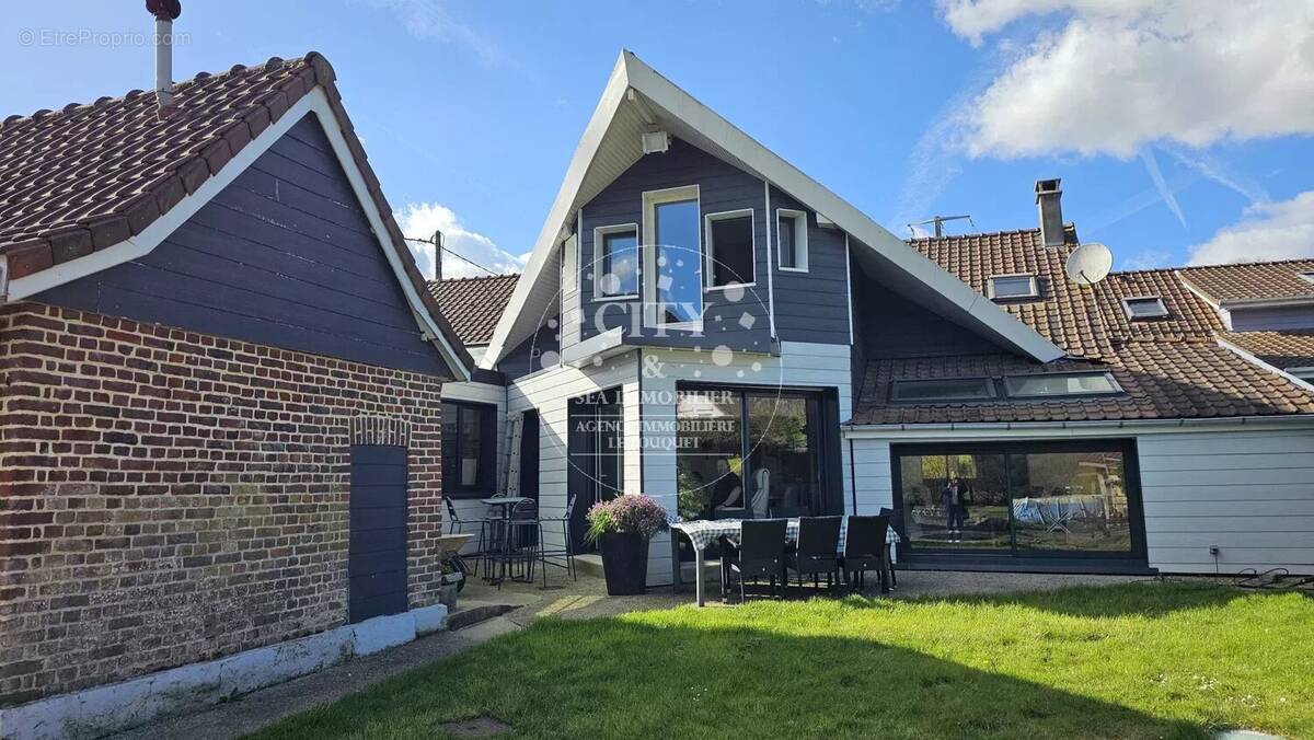 Maison à ESTREELLES