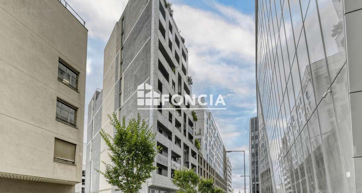 Appartement à ISSY-LES-MOULINEAUX