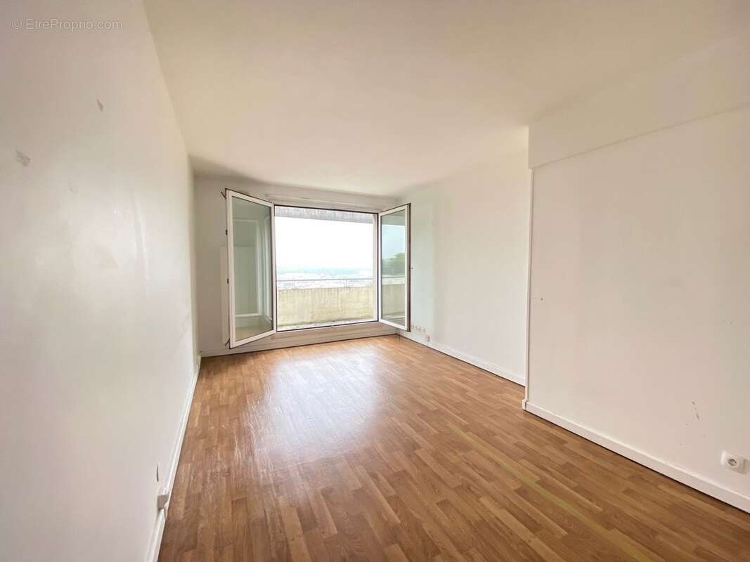 Appartement à JUVISY-SUR-ORGE