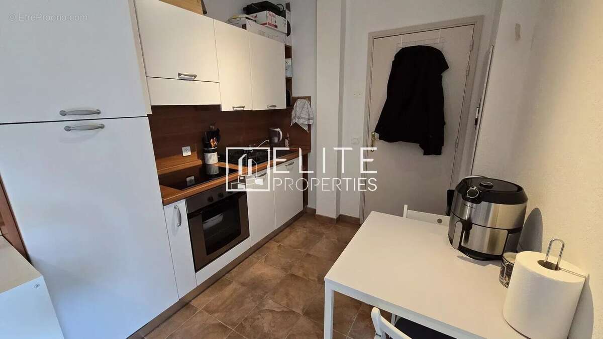 Studio 24m² + terrasse + 2 parkings grasse - photo 2