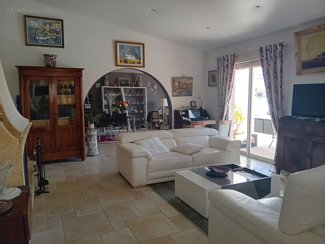Maison à BORMES-LES-MIMOSAS