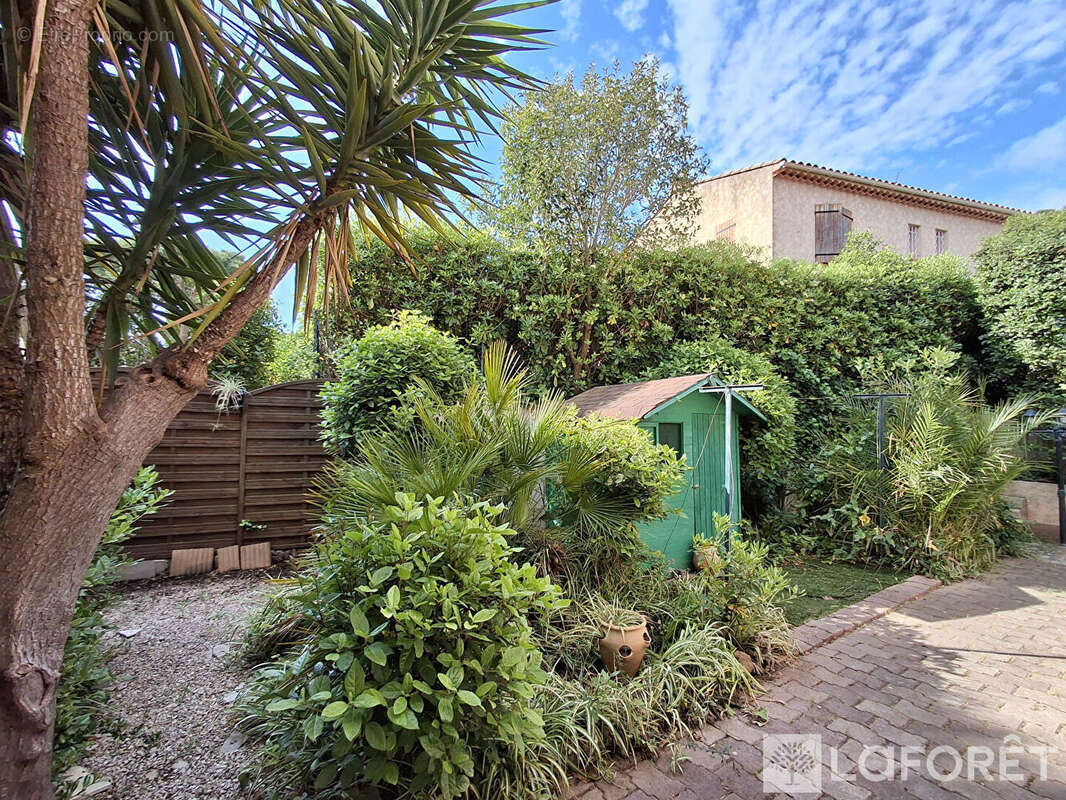 Maison à HYERES
