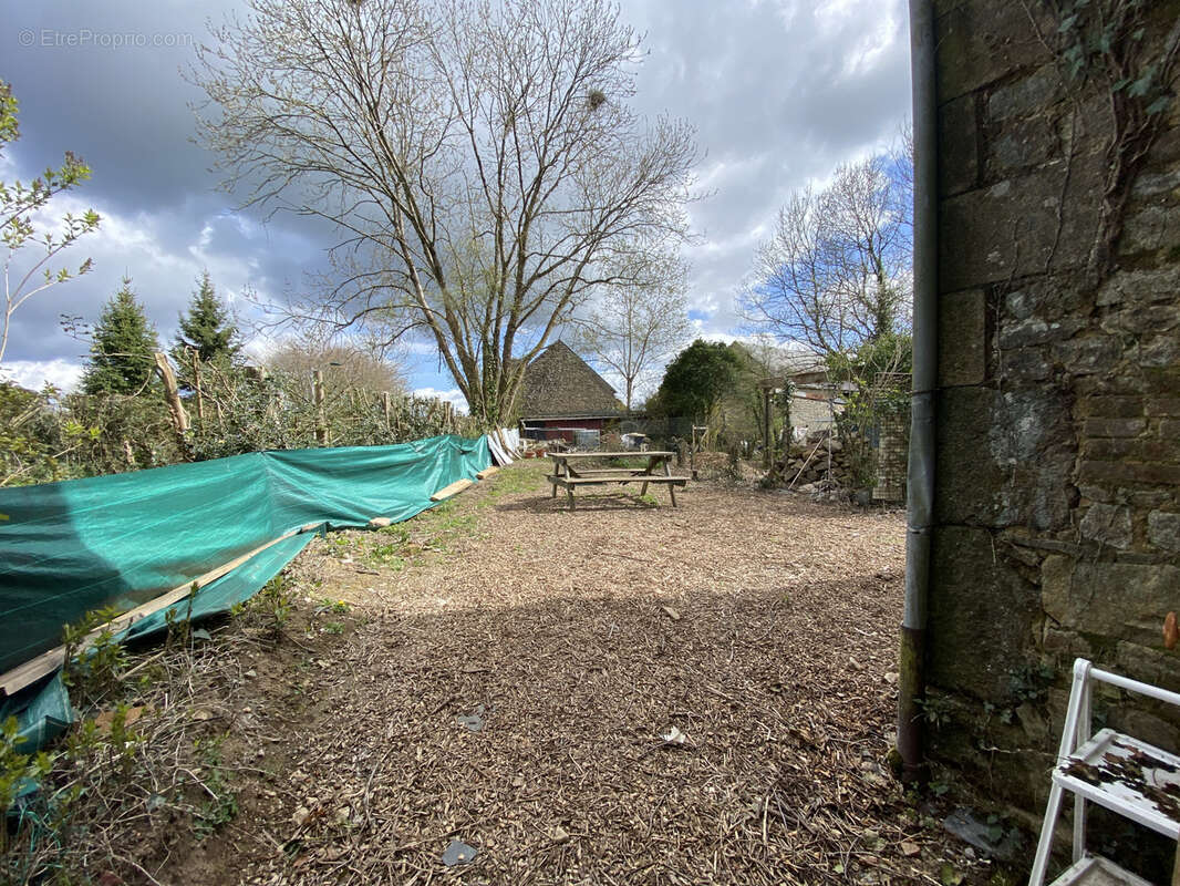 Maison à LIGNIERES-ORGERES
