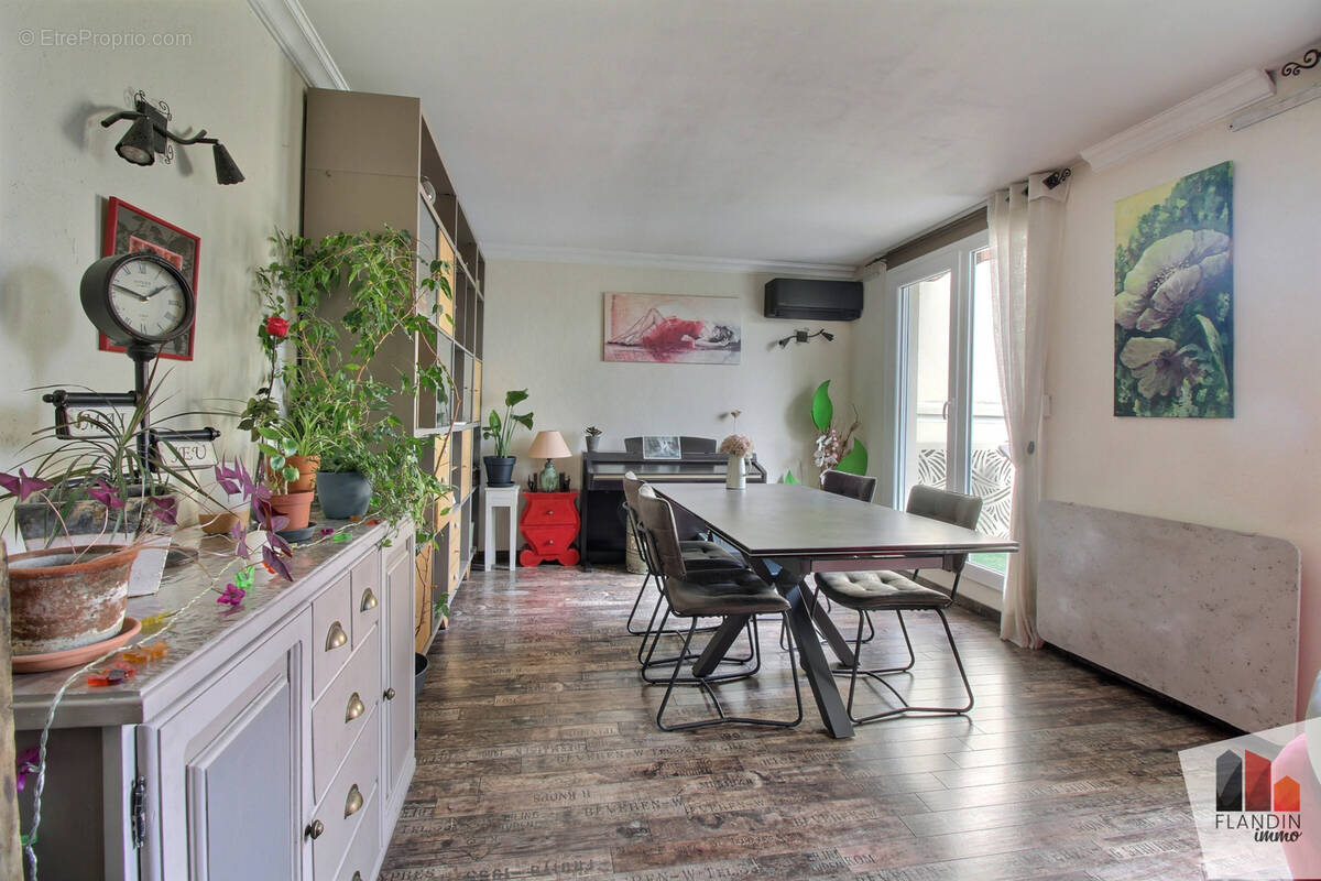 Appartement à LYON-8E