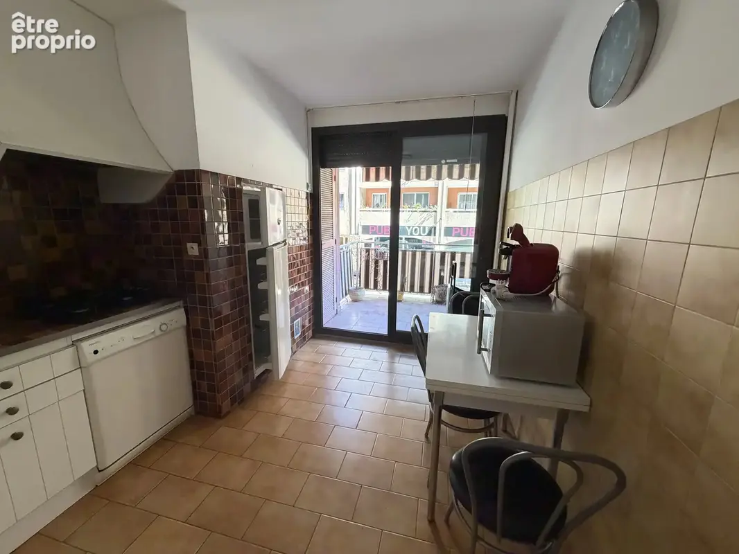Charmant 3 pièces  à rénover avec balcon à Saint Roch, Nice - photo 10