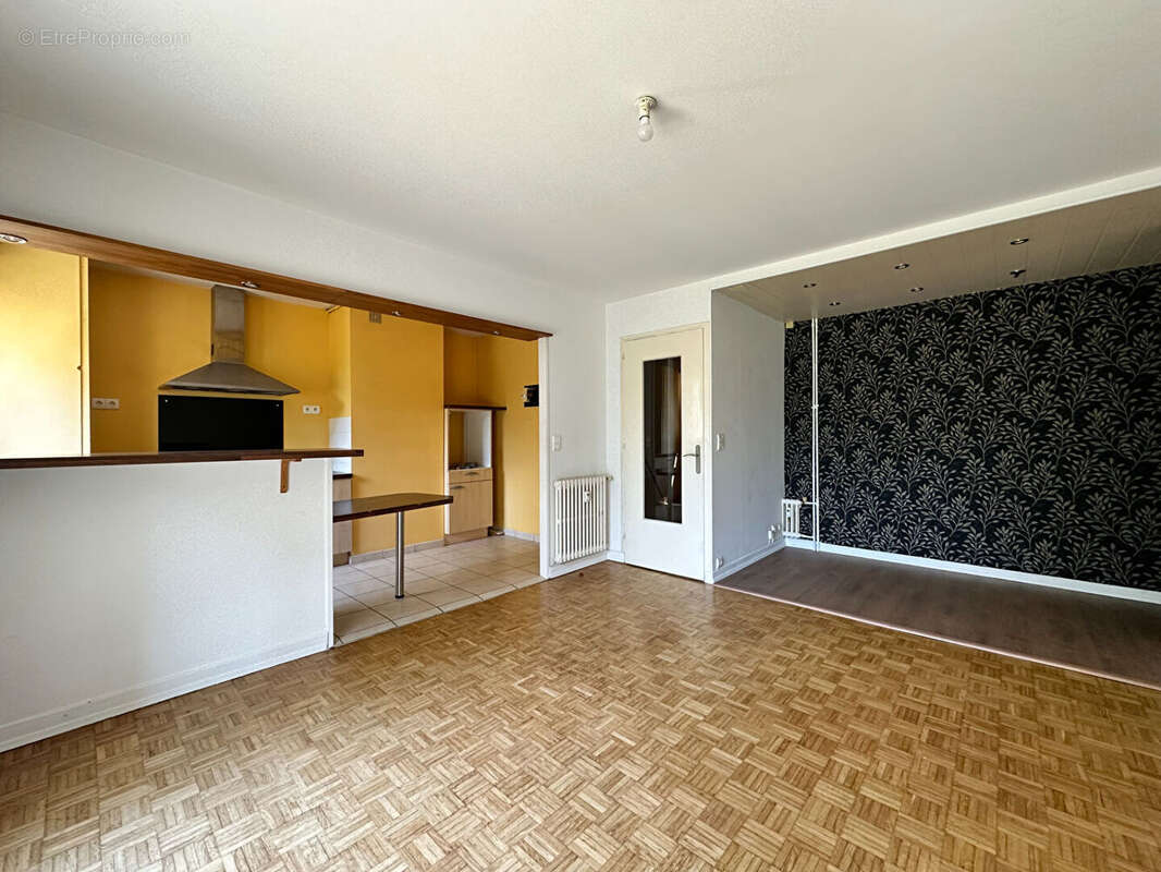 Appartement t3 avec balcon et garage - au centre de saint-brieuc - photo 7