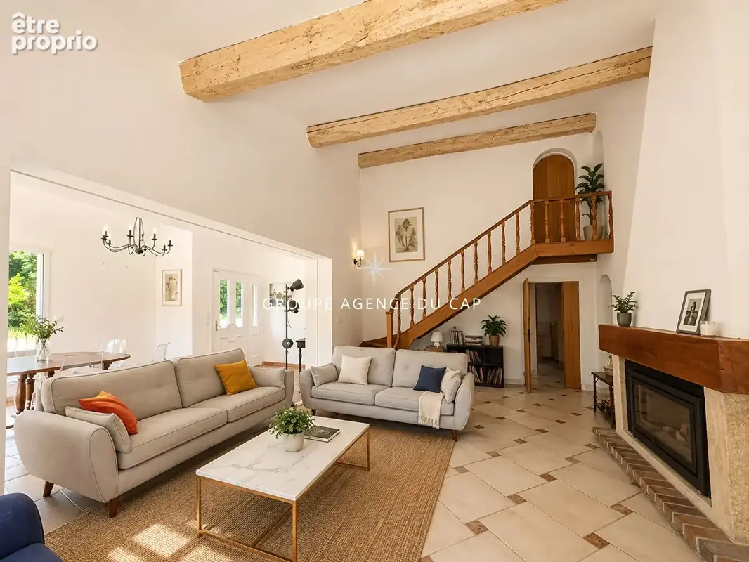Villa à vendre avec 4 chambres et piscine à 100m des criques de saint-aygulf - photo 8