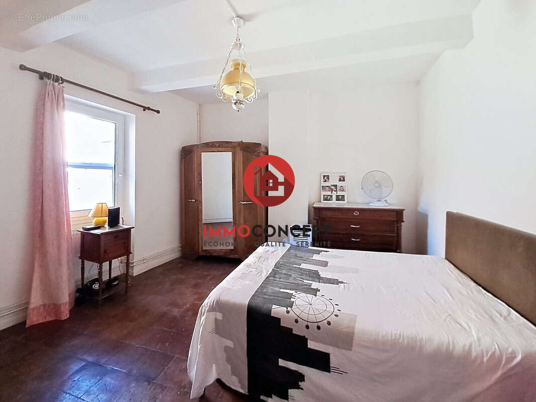 Maison à ROQUEMAURE