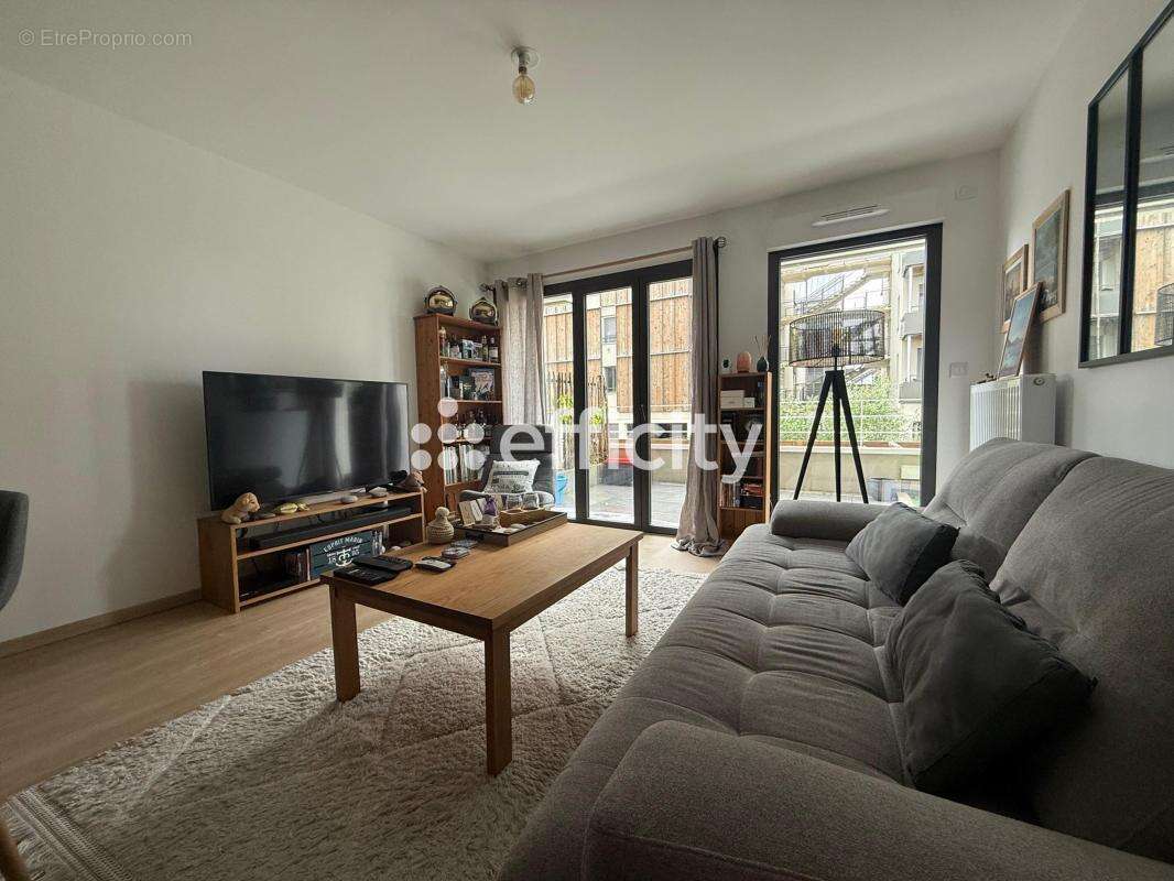 Appartement à LA RICHE