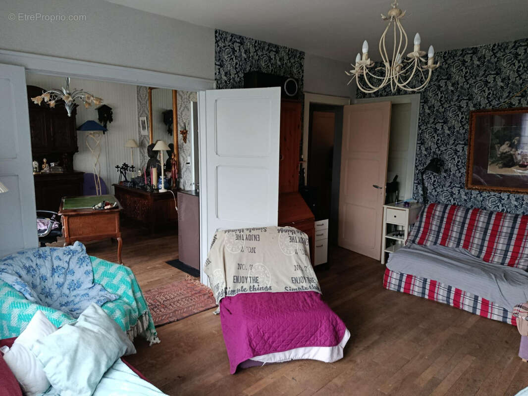 Maison 140m2 avec terrain et dépendances - photo 8