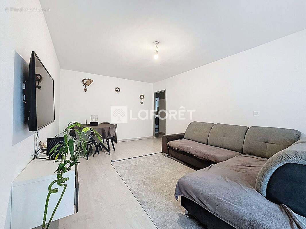 Appartement à SAINT-GERMAIN-LES-CORBEIL