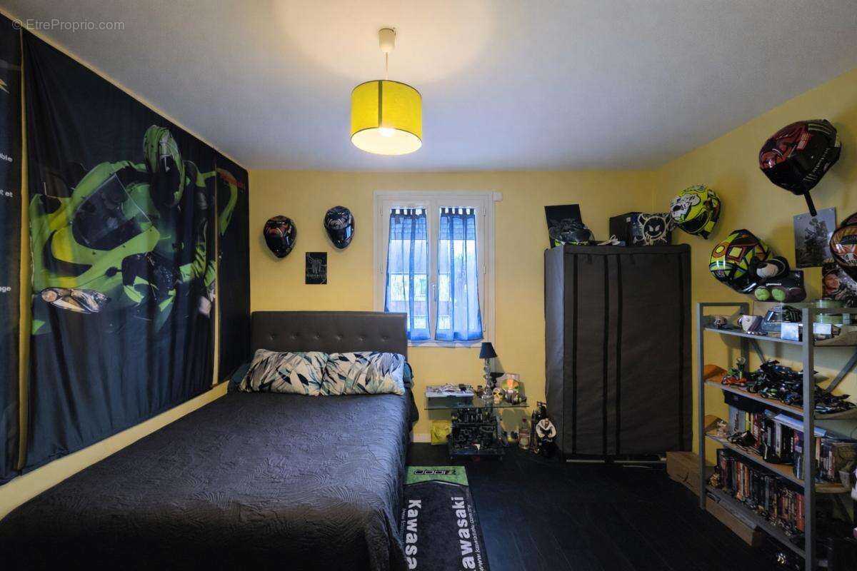 Maison à LES MUREAUX