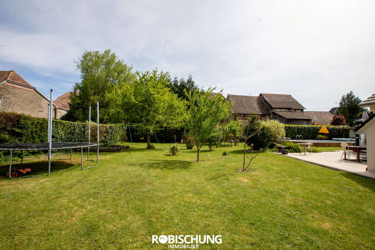 Maison à BALLERSDORF