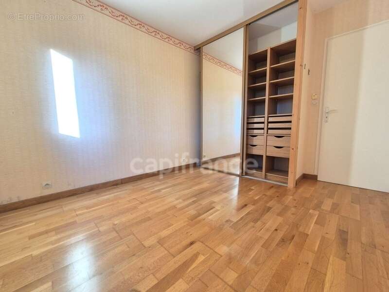 Maison à vendre 7 pièces SAINT GEORGES DE DIDONNE (17) - Grand Garage - Terrain de 945m² - photo 14