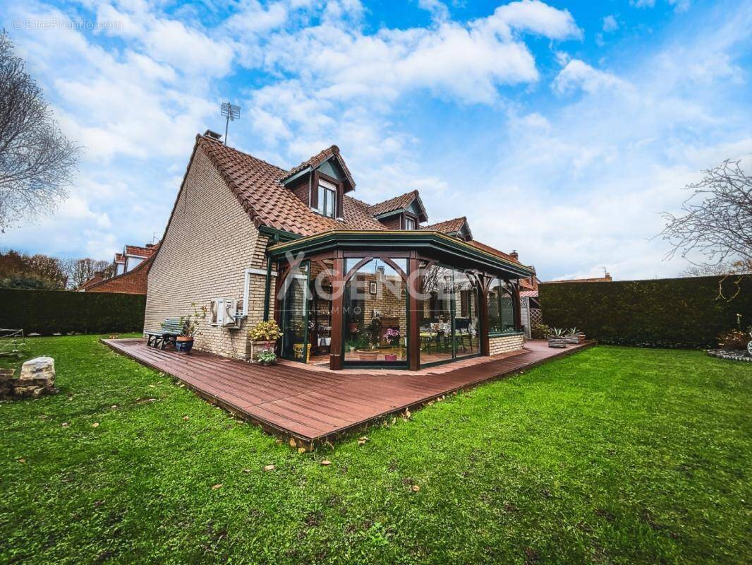 Maison à LONGUENESSE