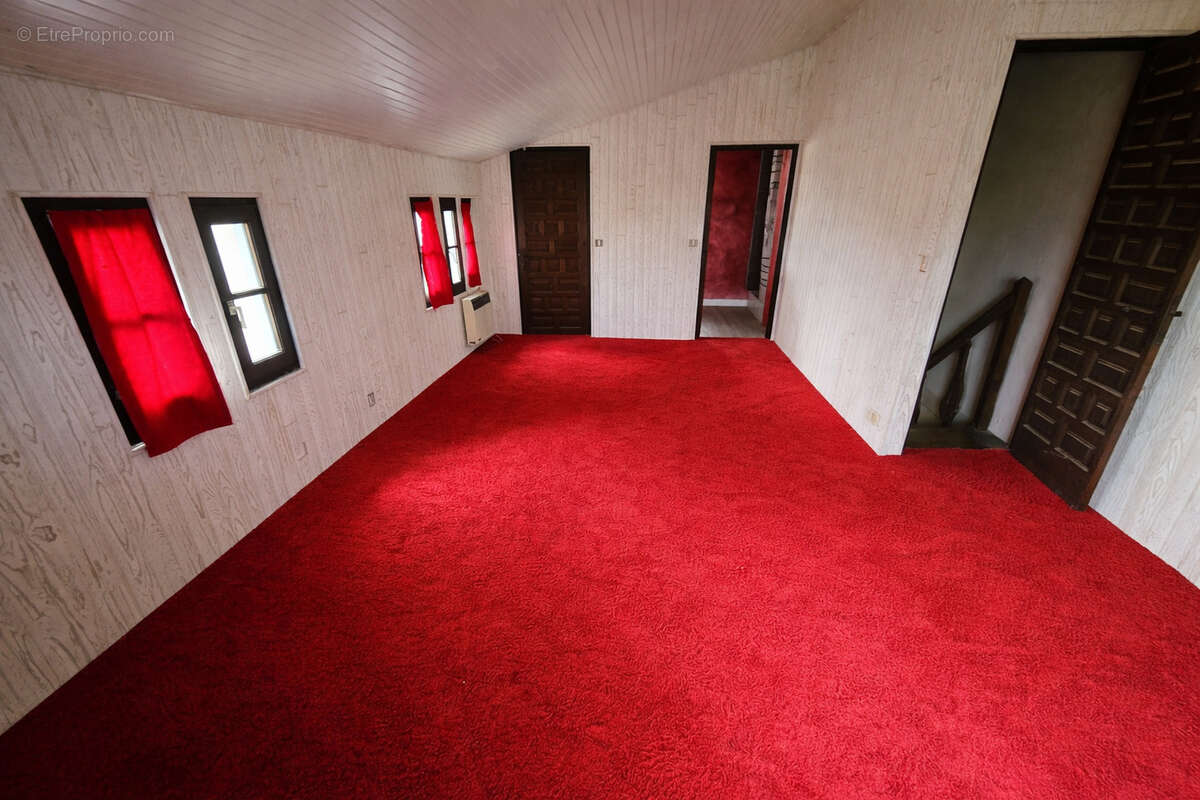 Maison 153 m² à Saint-Hilaire-Bonneval  - photo 90