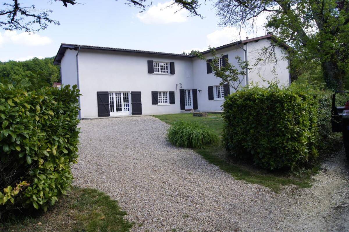 Maison à CROIGNON