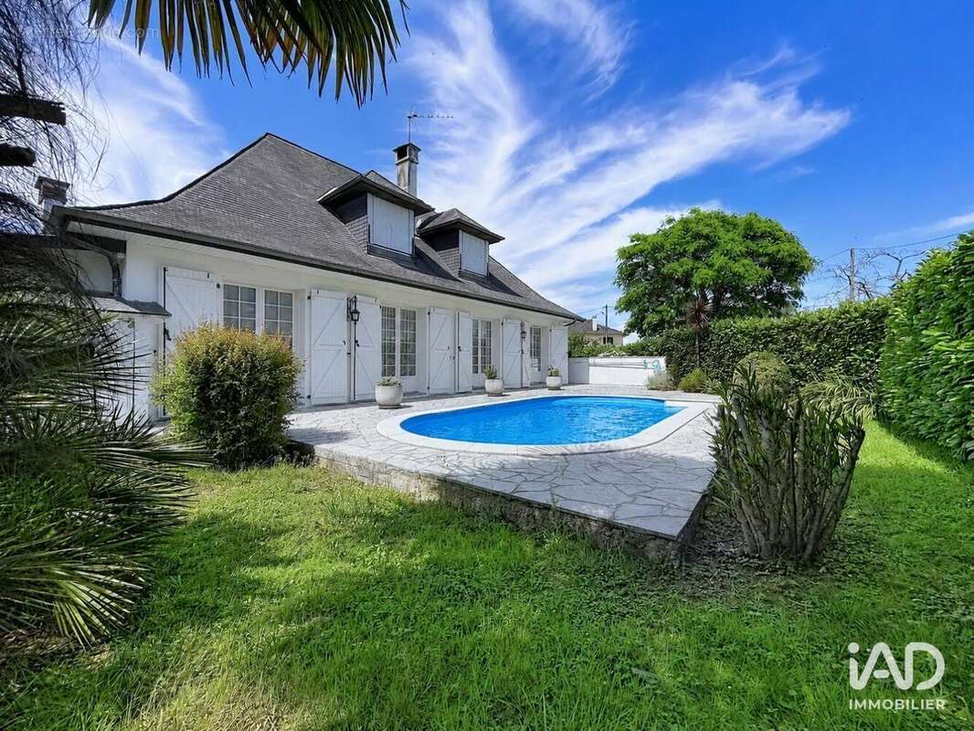 Maison 143 m² à Bidos  - photo 4
