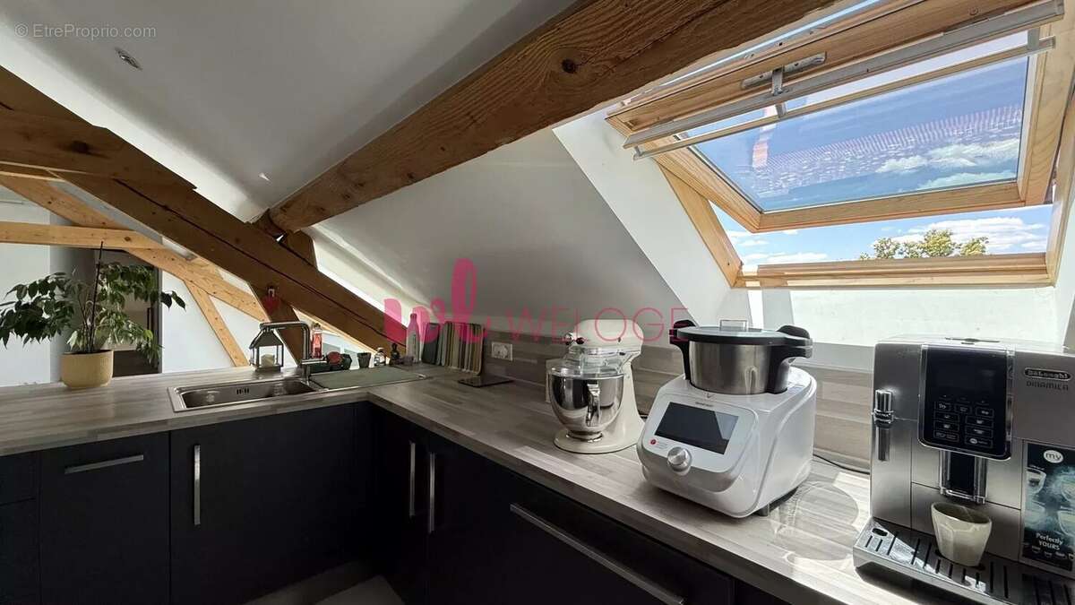 Appartement à JONS