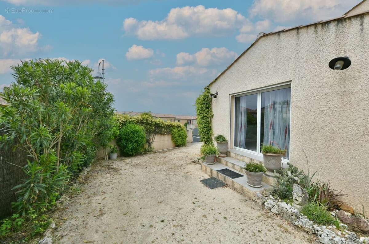 Maison à UZES